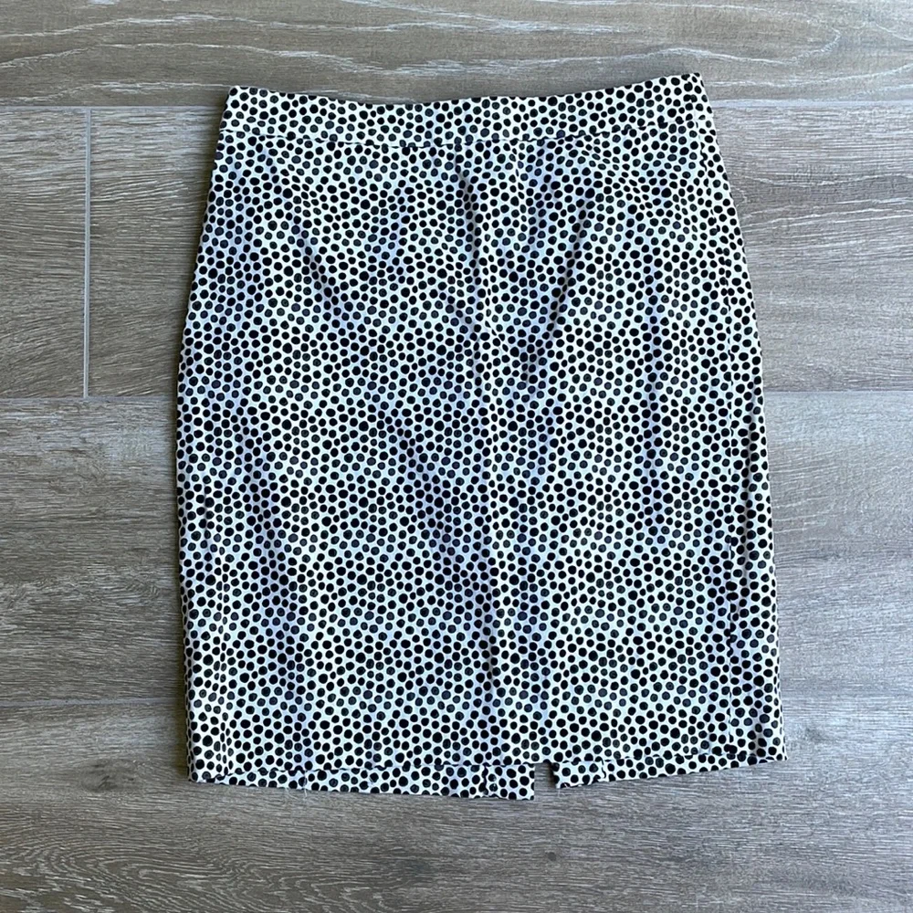 J.Crew The Pencil Black and White Dot Skirt - Size 4